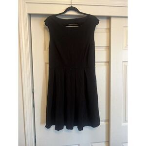 Eliza J Women Size 14 Fit Flare Black Sleeveless Scoop Neck Dress Gold Accents